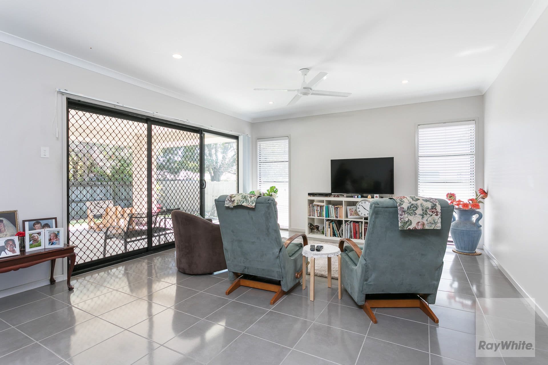 81 Benfer Road, Victoria Point QLD 4165, Victoria Point - Thumbnail 4
