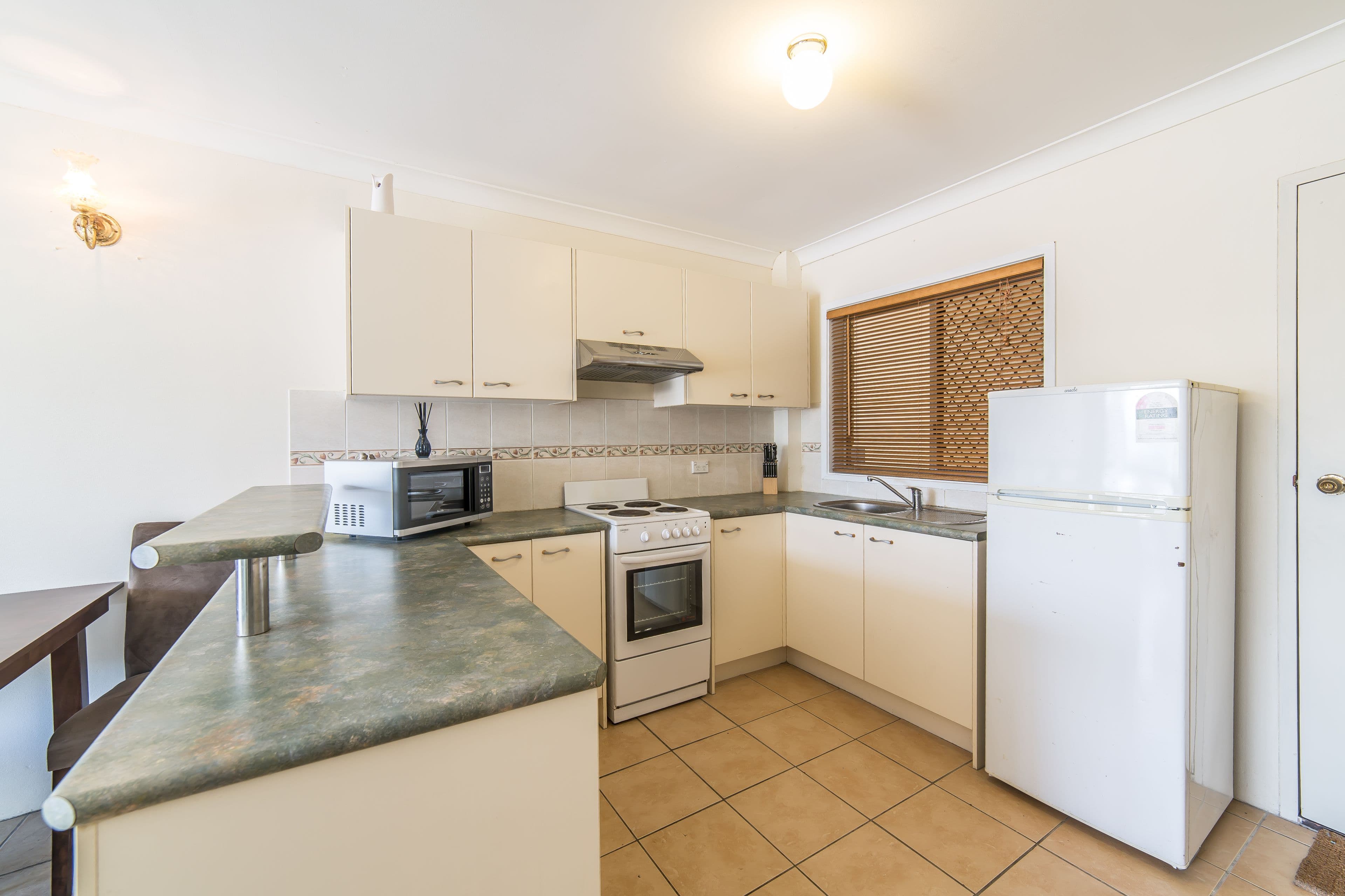 39 Arthur Street, Mermaid Beach QLD 4218, Mermaid Beach - Thumbnail 3