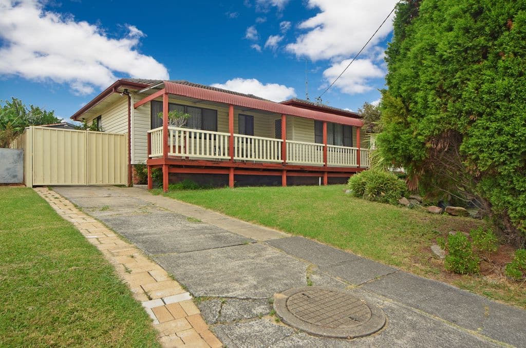12 Girraween Avenue, Lake Illawarra - Image 1