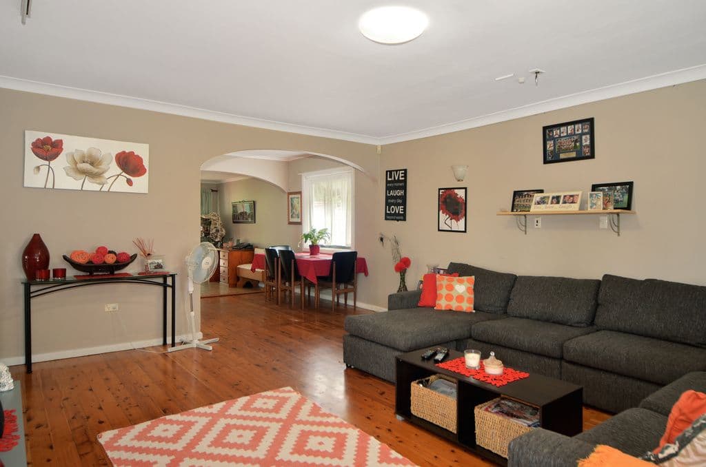 12 Girraween Avenue, Lake Illawarra - Thumbnail 2