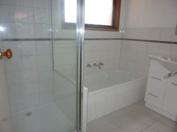 16 Spindrift Court, CARRUM DOWNS VIC 3201, Carrum Downs - Thumbnail 3