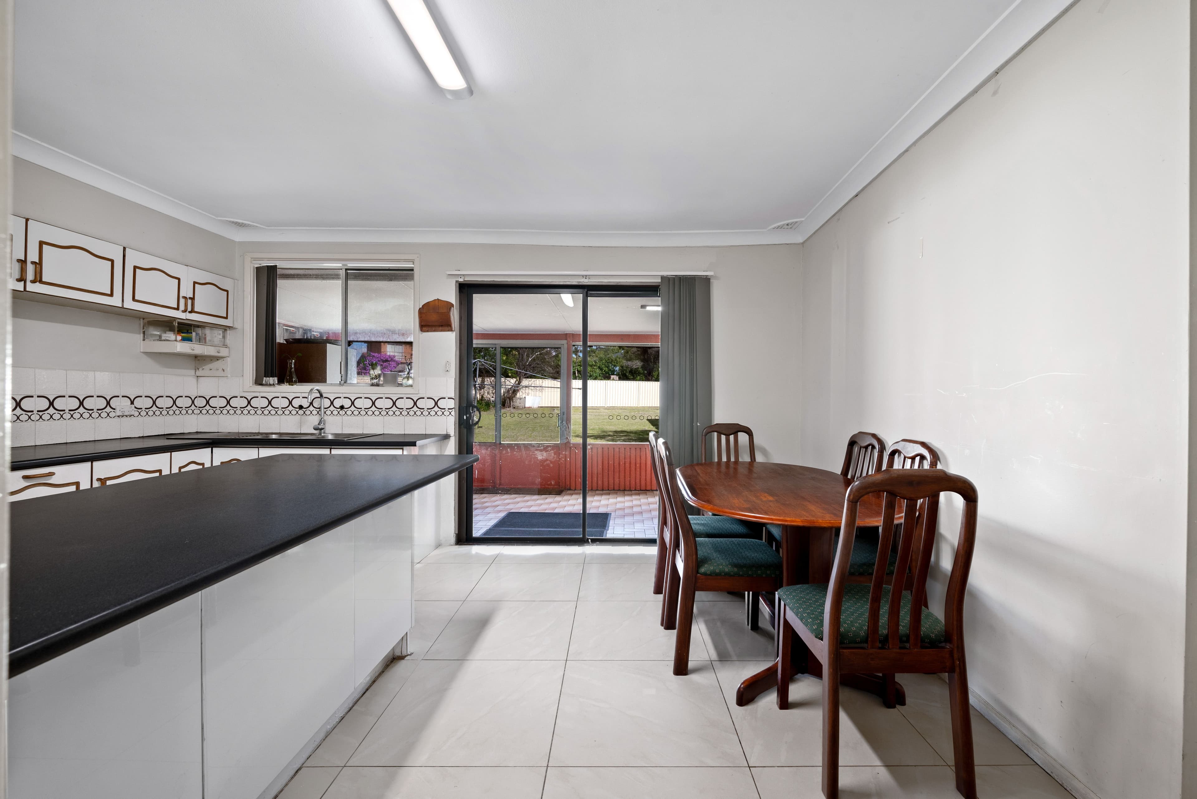 18 Alexander Crescent, Macquarie Fields NSW 2564, Macquarie Fields - Thumbnail 3