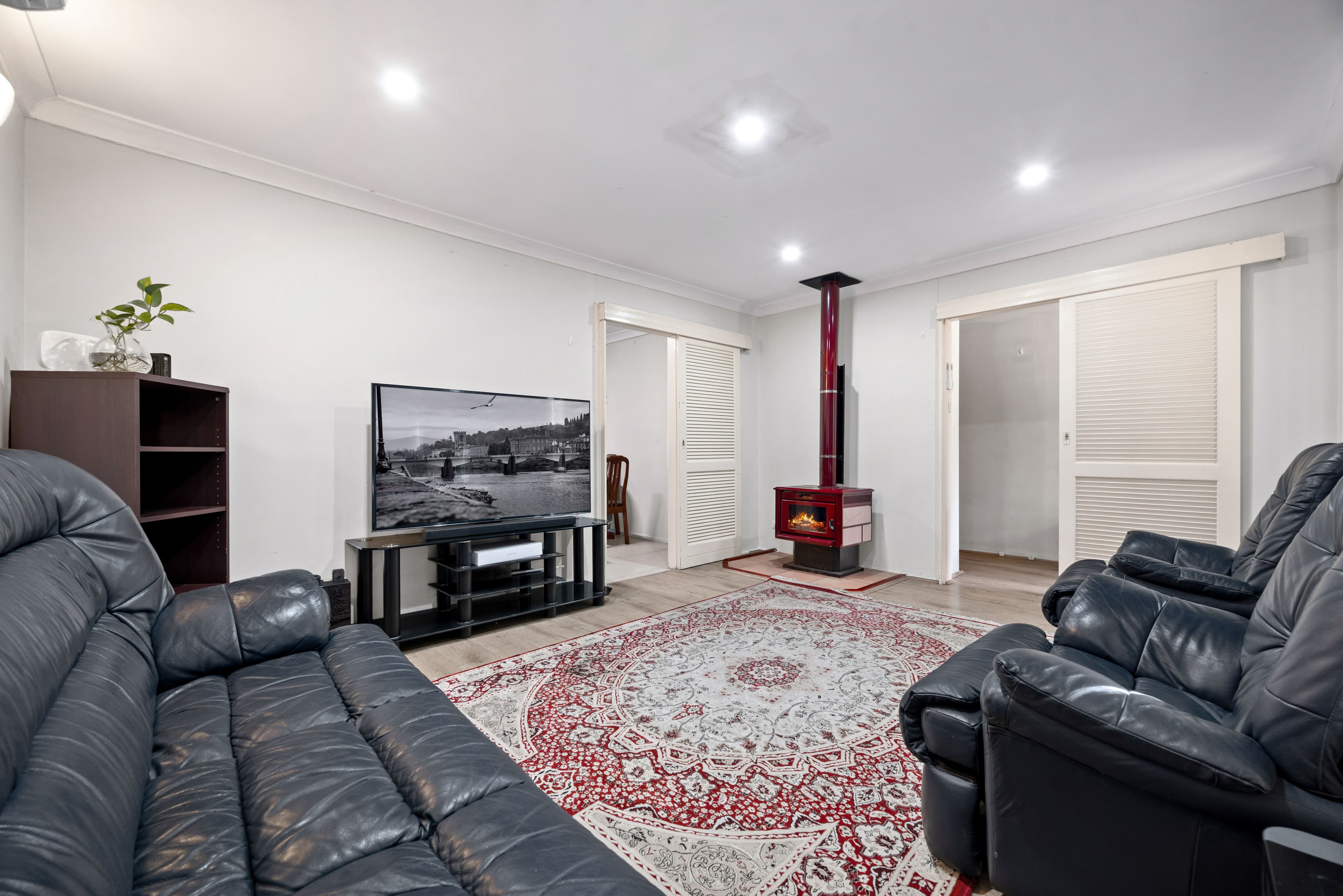 18 Alexander Crescent, Macquarie Fields NSW 2564, Macquarie Fields - Thumbnail 5