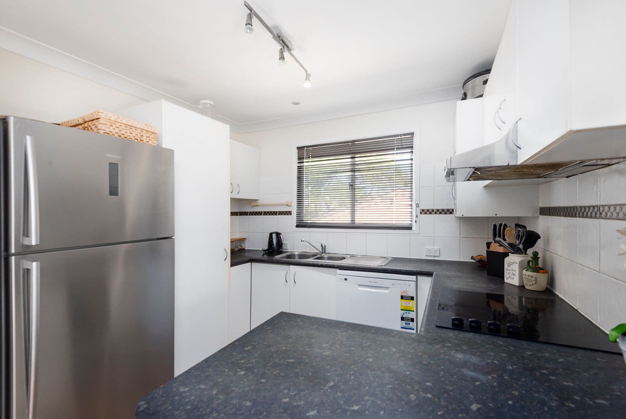 20 Drake Road, Springwood QLD 4127, Springwood - Thumbnail 4