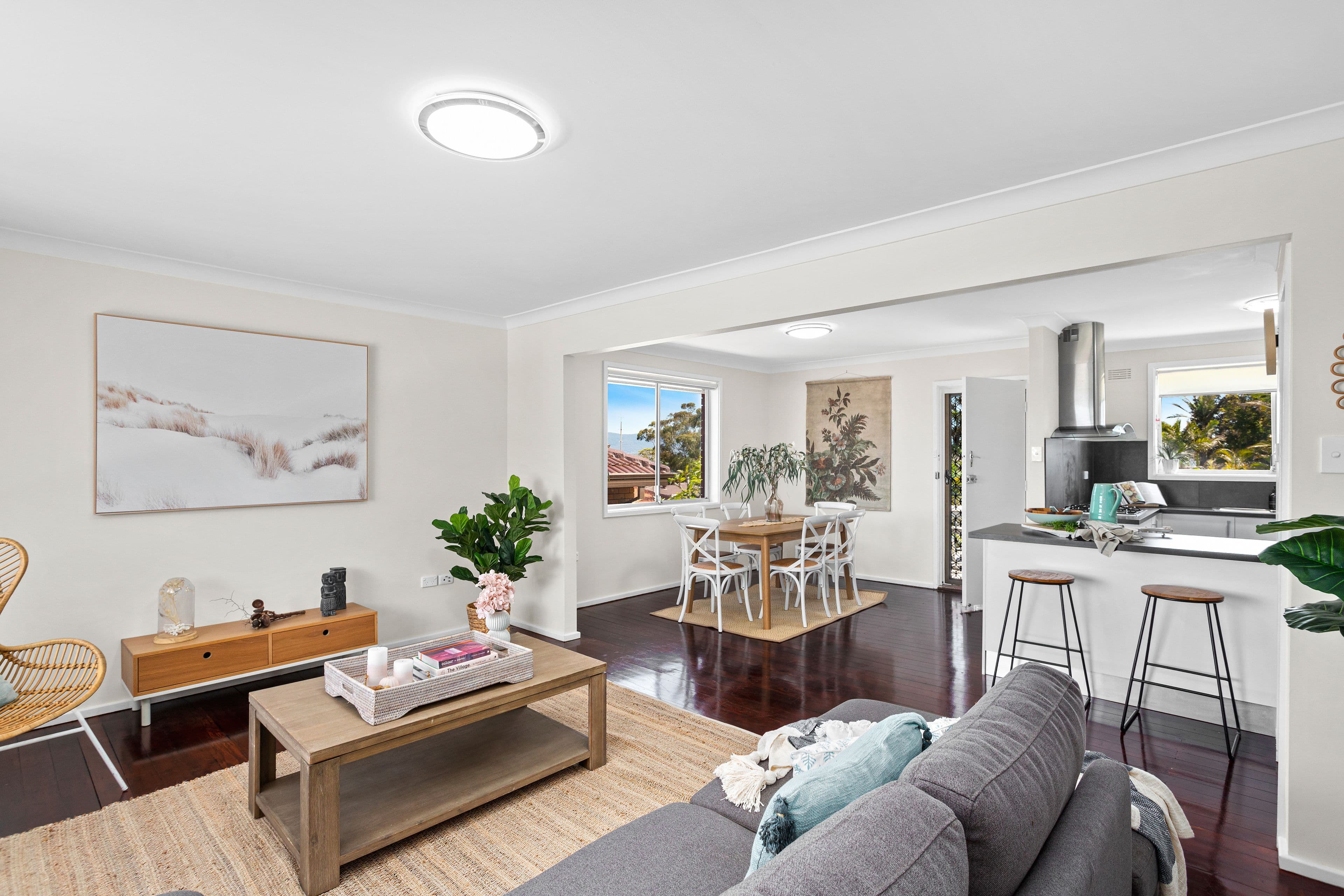 4 Wood Avenue, Mount Warrigal NSW 2528, Mount Warrigal - Thumbnail 2