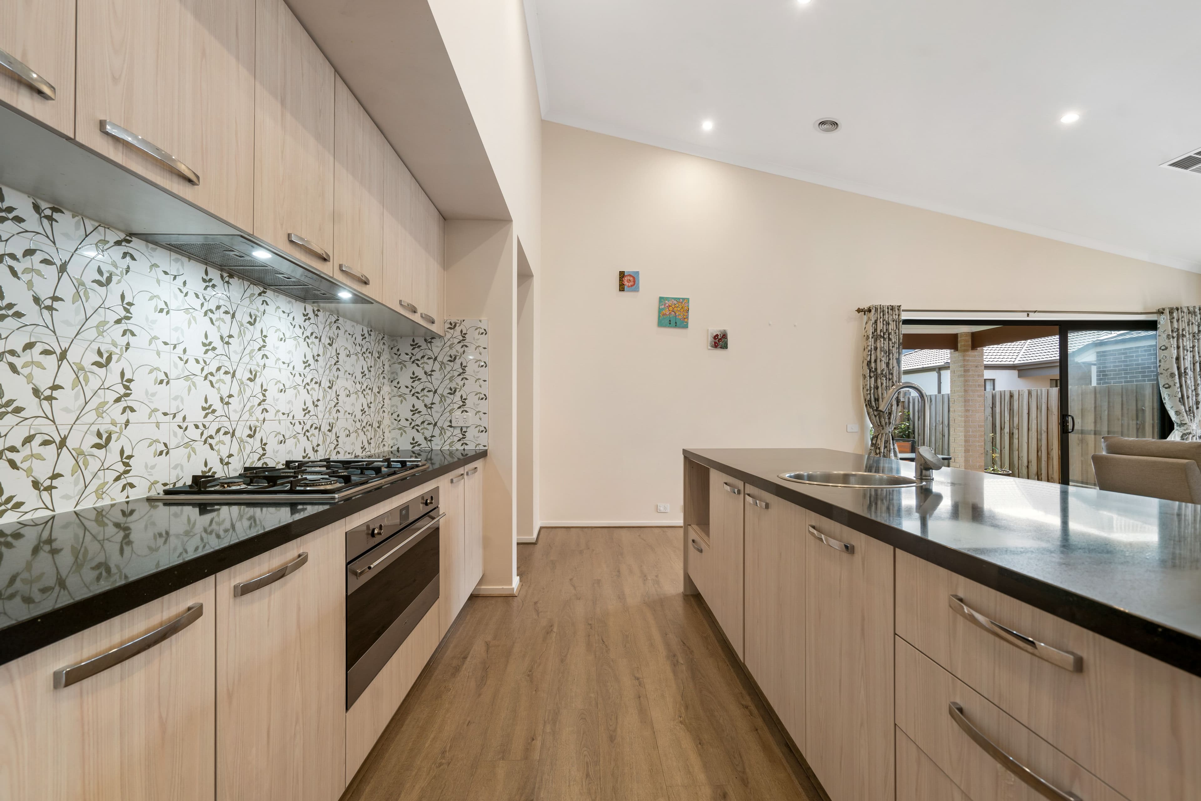 31 Bullion Drive, AINTREE VIC 3336, Aintree - Thumbnail 3