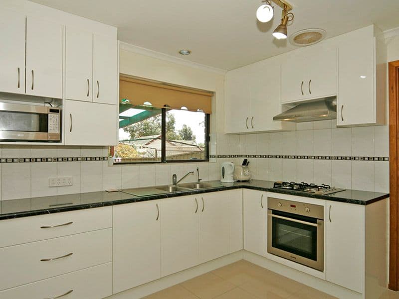  37  McMahon Road, MORPHETT VALE SA 5162, Morphett Vale - Thumbnail 2