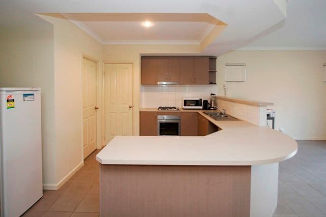 212 Corinthian Road, RIVERTON WA 6148, Riverton - Thumbnail 3