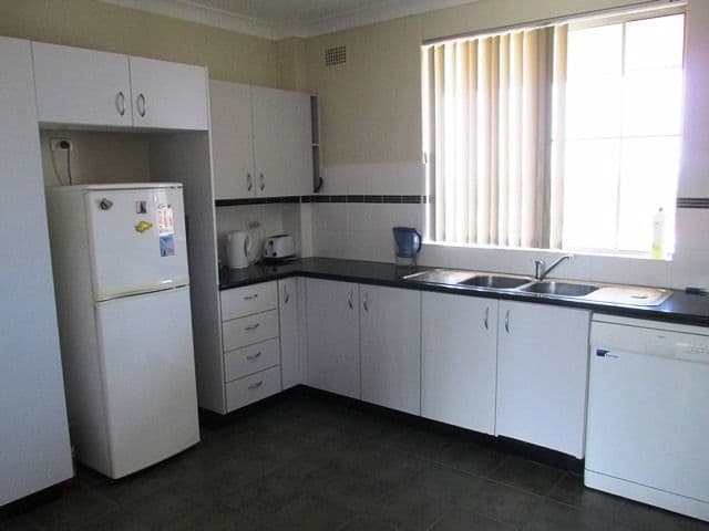 10 Oxley Crescent, PORT MACQUARIE NSW 2444, Port Macquarie - Thumbnail 2