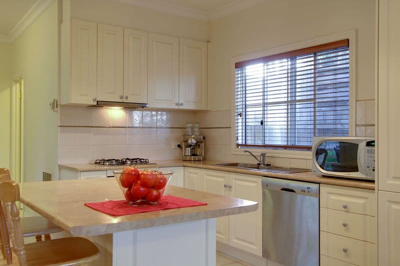 2 VIEW Street, CROYDON VIC 3136, Croydon - Thumbnail 3