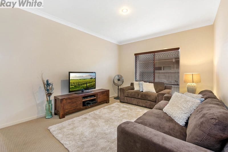 5 Silkpod Court, North Lakes QLD 4509, North Lakes - Thumbnail 2