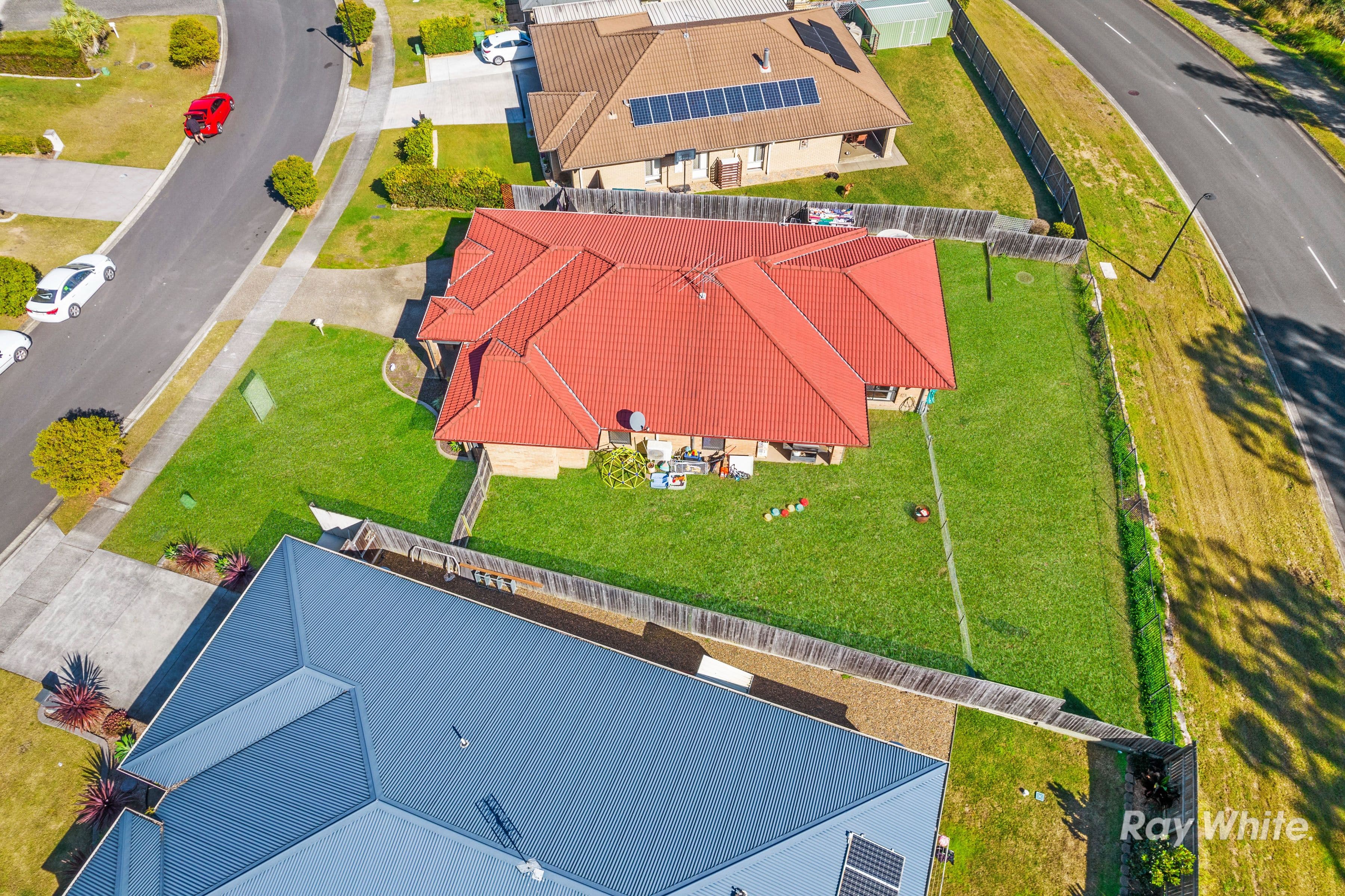 11 Highwood Court, FLAGSTONE QLD 4280, Flagstone - Thumbnail 2