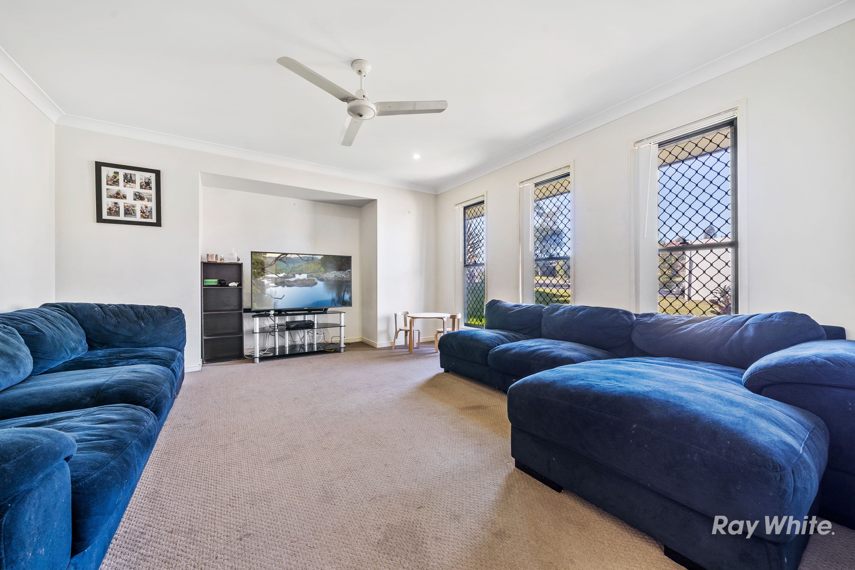 11 Highwood Court, FLAGSTONE QLD 4280, Flagstone - Thumbnail 3