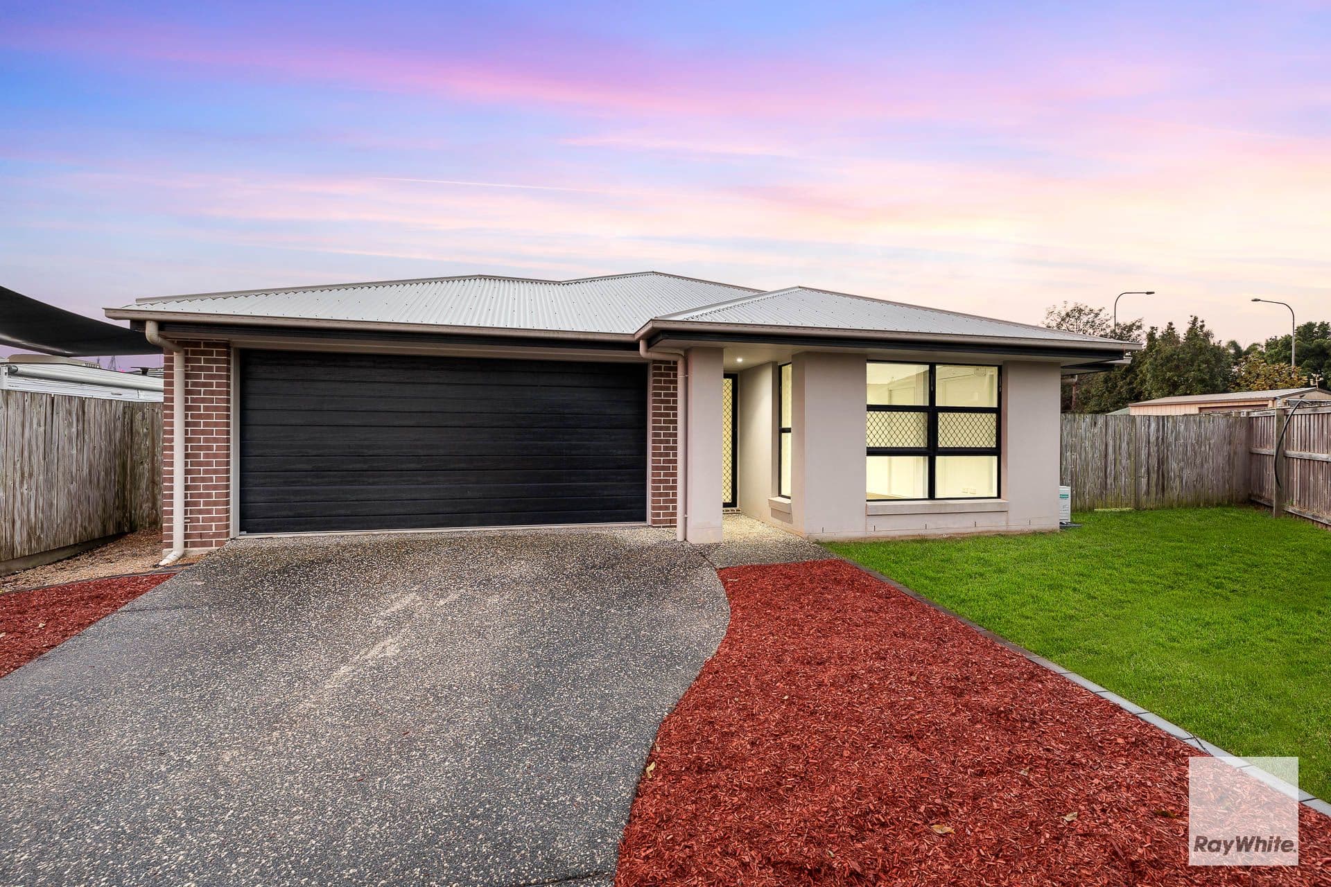 16 Daly Place, Redland Bay QLD 4165, Redland Bay - Thumbnail 2