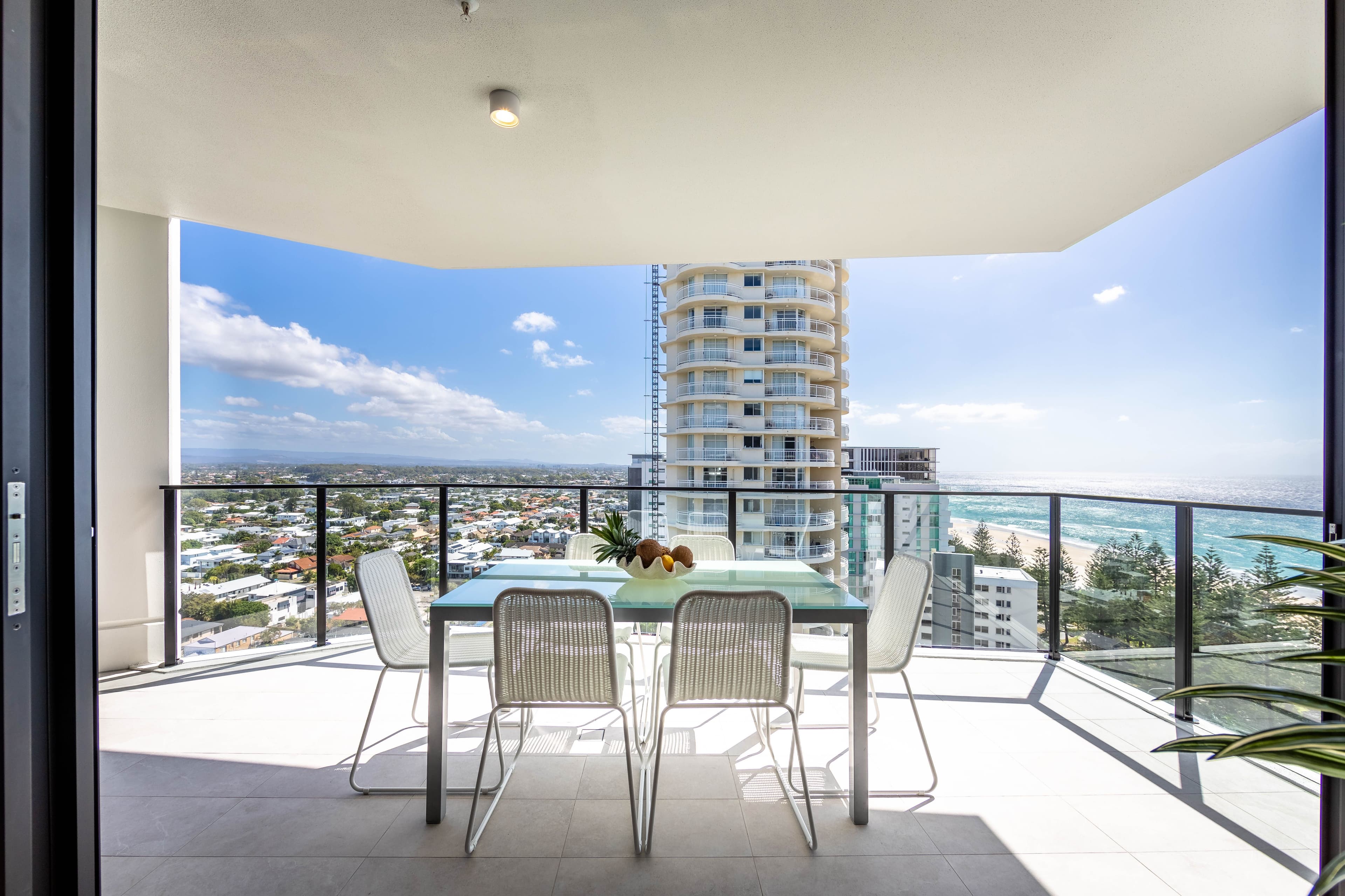 6 Second Avenue, Burleigh Heads QLD 4220, Burleigh Heads - Thumbnail 4