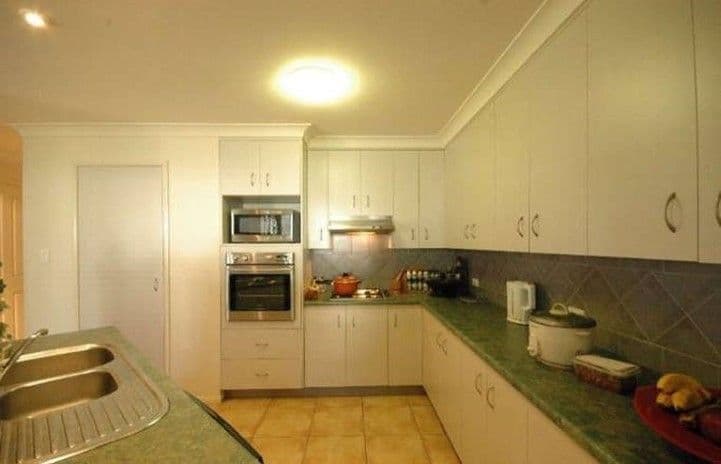 13 Olympus Court, MIDDLE RIDGE QLD 4350, Middle Ridge - Thumbnail 3