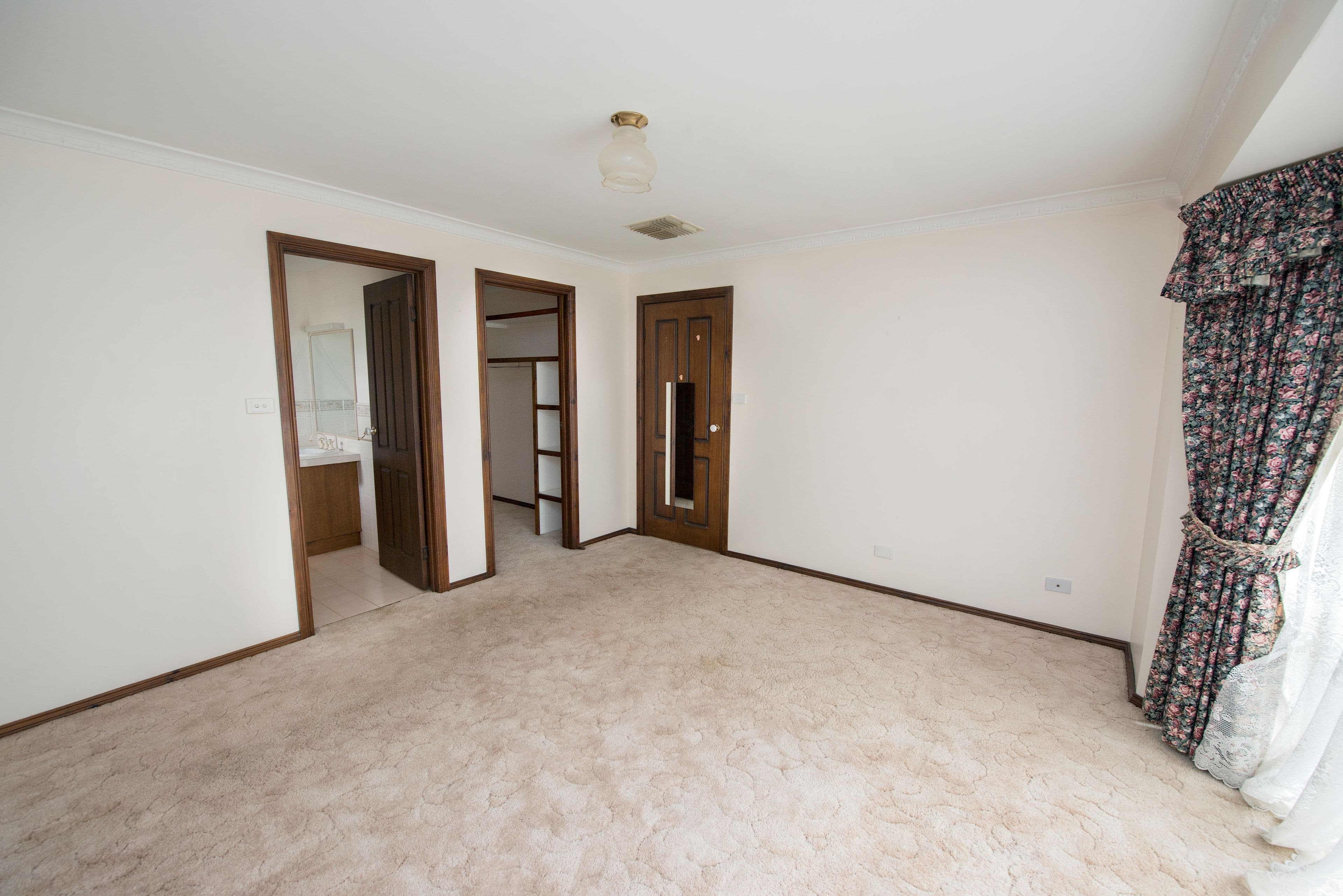 35 PARKVIEW Drive, Swan Hill VIC 3585, Swan Hill - Thumbnail 8