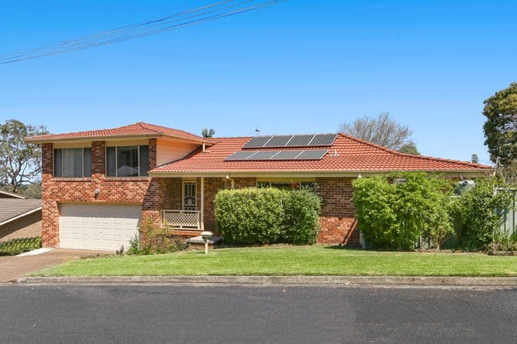 4 Braemar Drive, Wamberal - Image 1