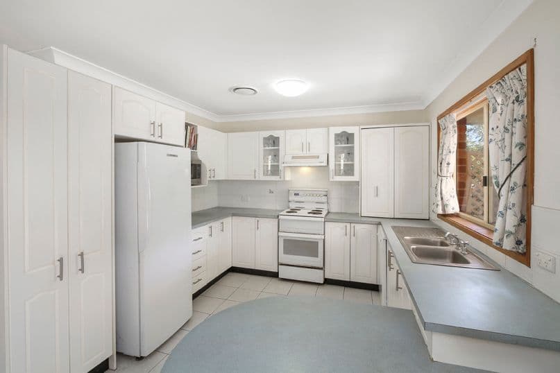 4 Braemar Drive, Wamberal - Thumbnail 3
