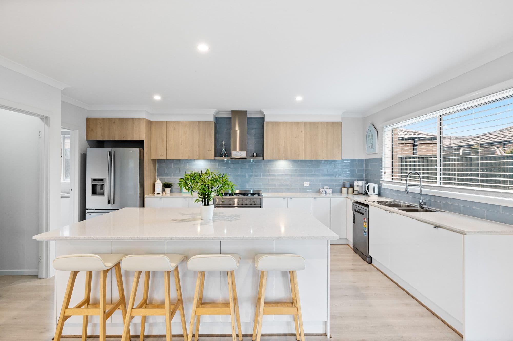 31 Canterbury Road West, Lara VIC 3212, Lara - Thumbnail 3