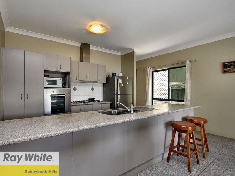 24 Woodville Street, Indooroopilly QLD 4068, Indooroopilly - Thumbnail 3