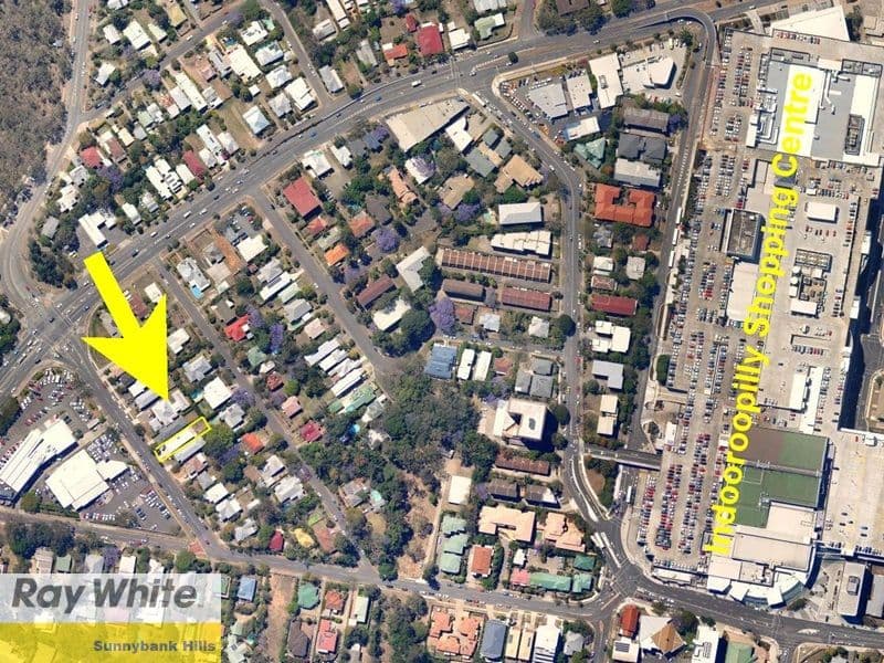 24 Woodville Street, Indooroopilly QLD 4068, Indooroopilly - Thumbnail 4