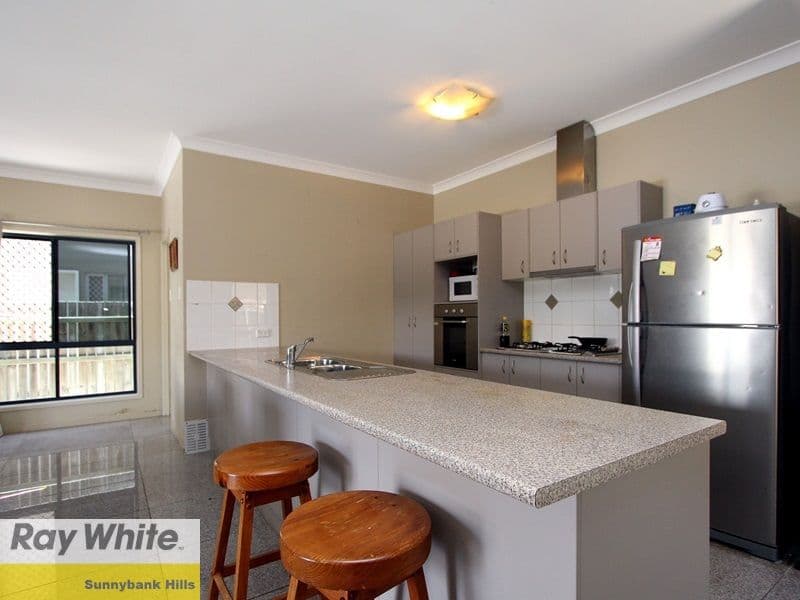 24 Woodville Street, Indooroopilly QLD 4068, Indooroopilly - Thumbnail 5