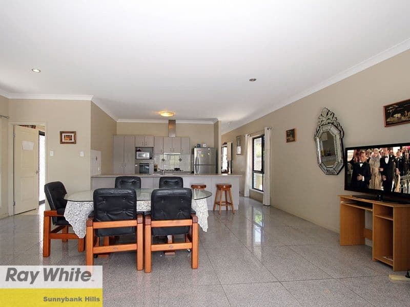 24 Woodville Street, Indooroopilly QLD 4068, Indooroopilly - Thumbnail 6