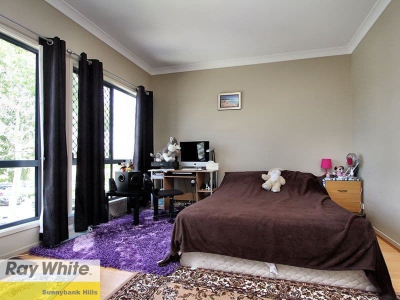 24 Woodville Street, Indooroopilly QLD 4068, Indooroopilly - Thumbnail 7