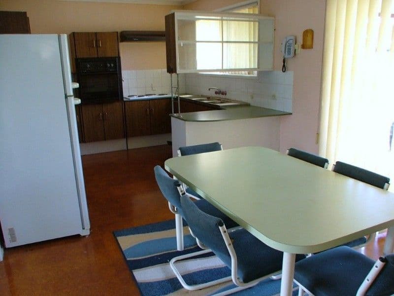 13 Netherby Street, ROCHEDALE SOUTH QLD 4123, Rochedale South - Thumbnail 4