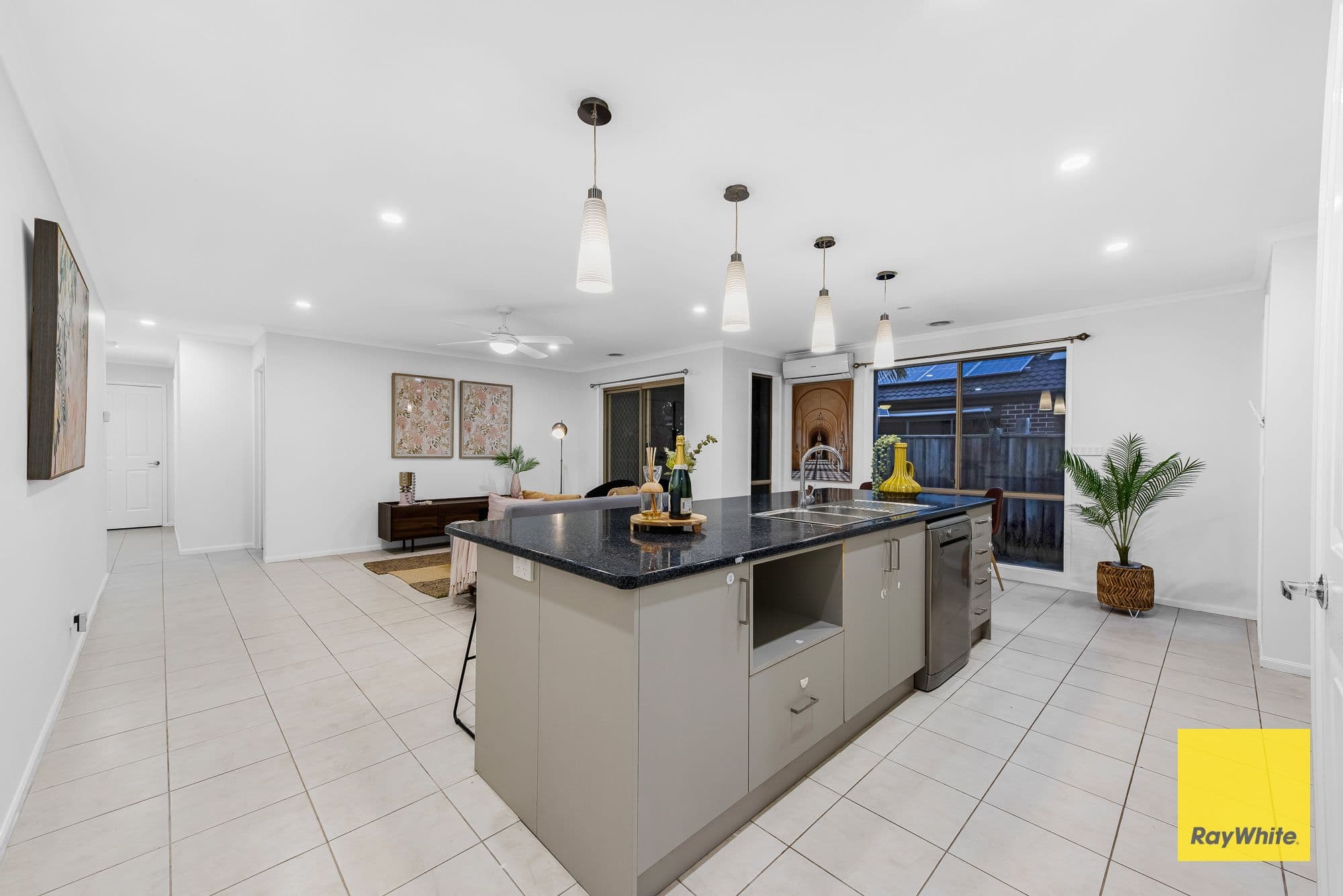 12 Spoonbill Close, Williams Landing VIC 3027, Williams Landing - Thumbnail 7