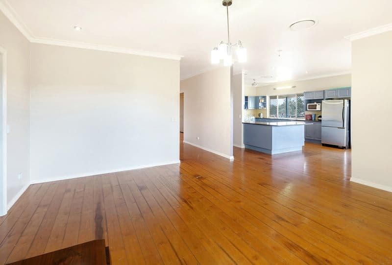 20 Trevis Court, BLACKSTONE QLD 4304, Blackstone - Thumbnail 6