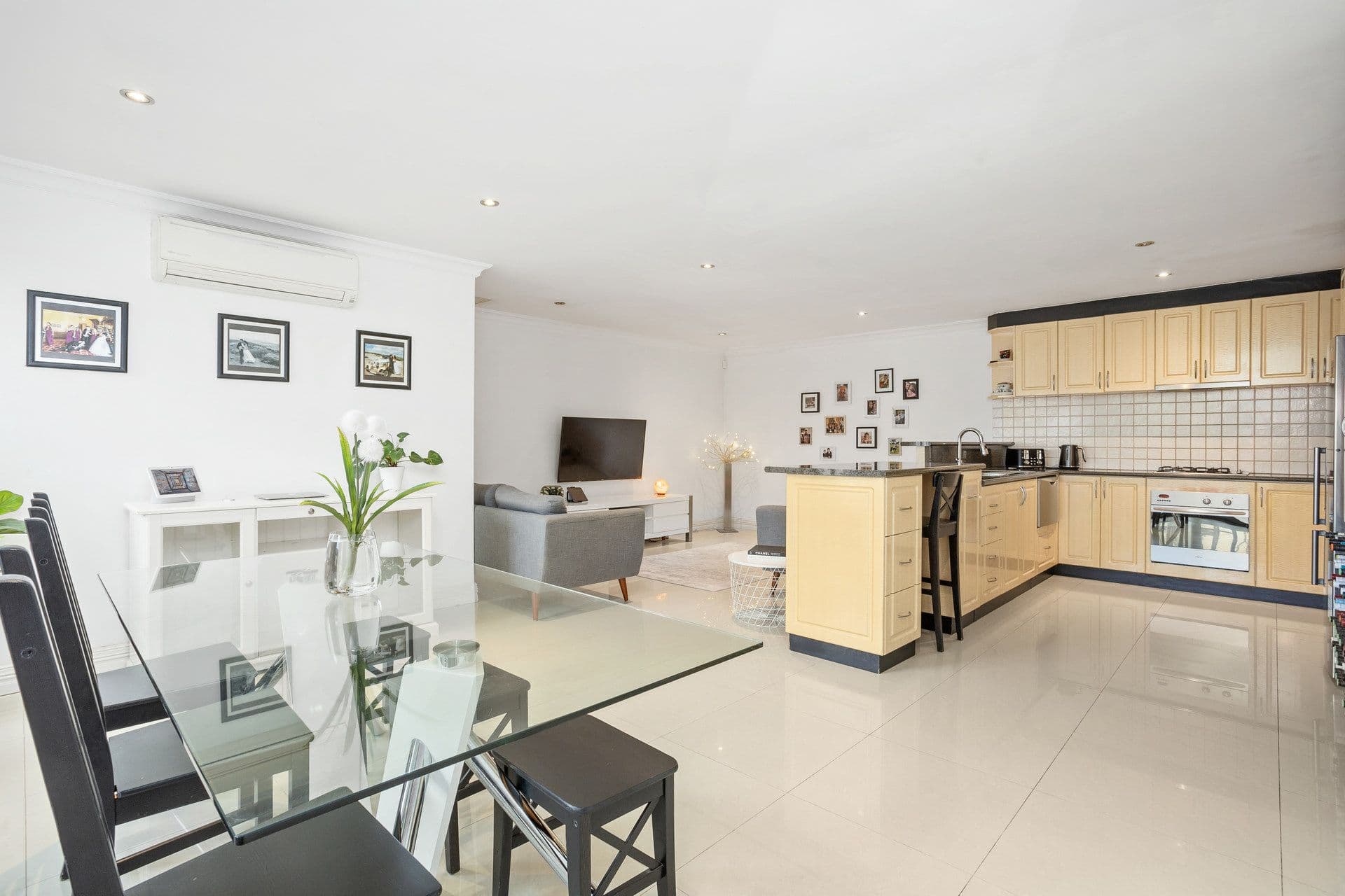 362A Hardey Road, Cloverdale WA 6105, Cloverdale - Thumbnail 2