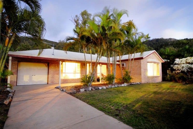 5 Teague Terrace, CANNONVALE QLD 4802, Cannonvale - Thumbnail 3