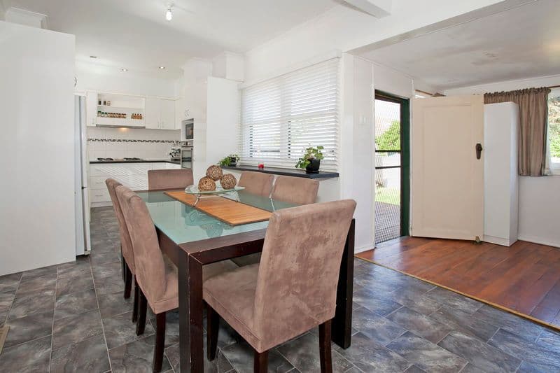 1 Laura Avenue, BELMONT VIC 3216, Belmont - Thumbnail 7