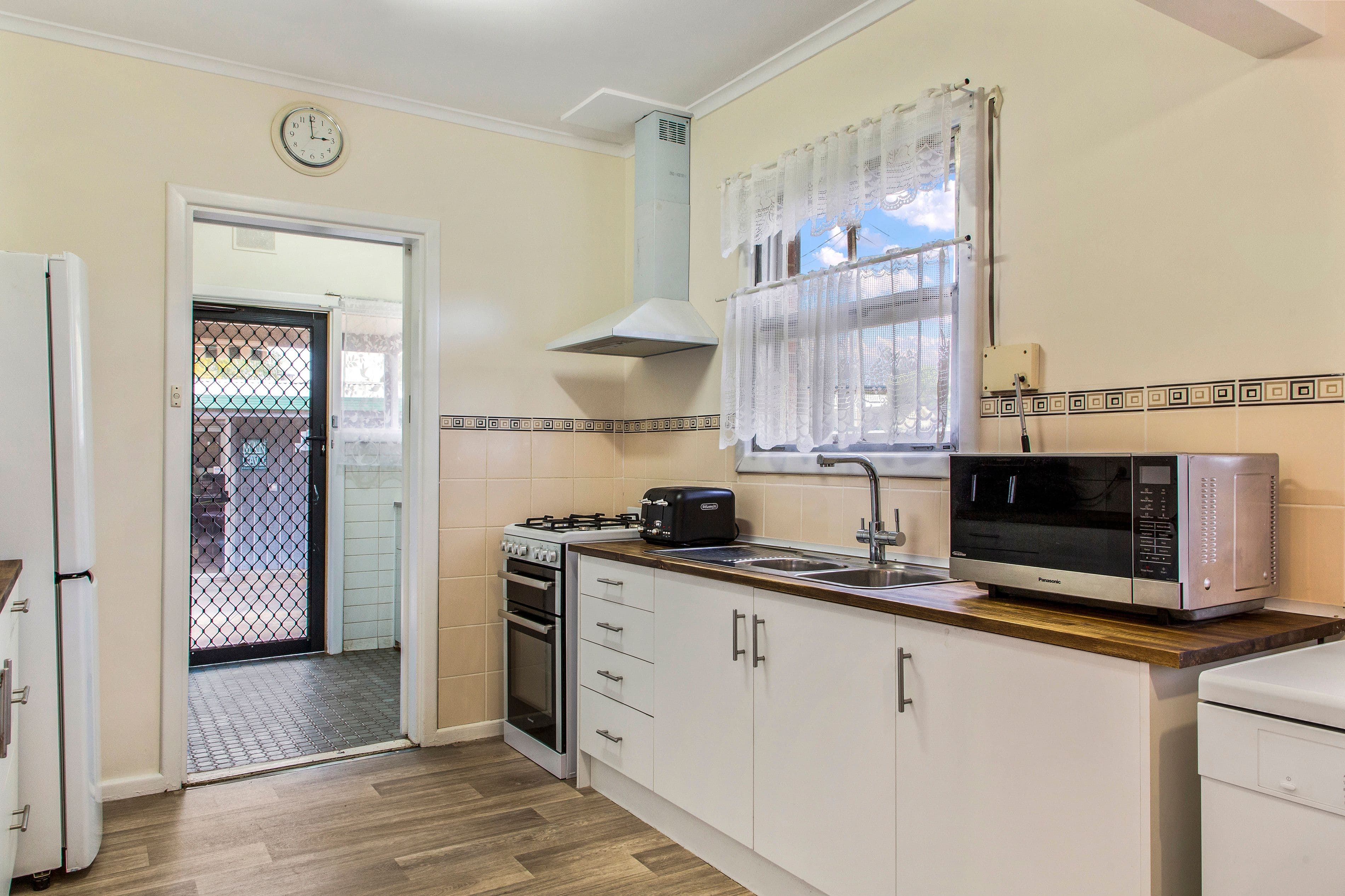 1 Barnes Crescent, Parafield Gardens SA 5107, Parafield Gardens - Thumbnail 5