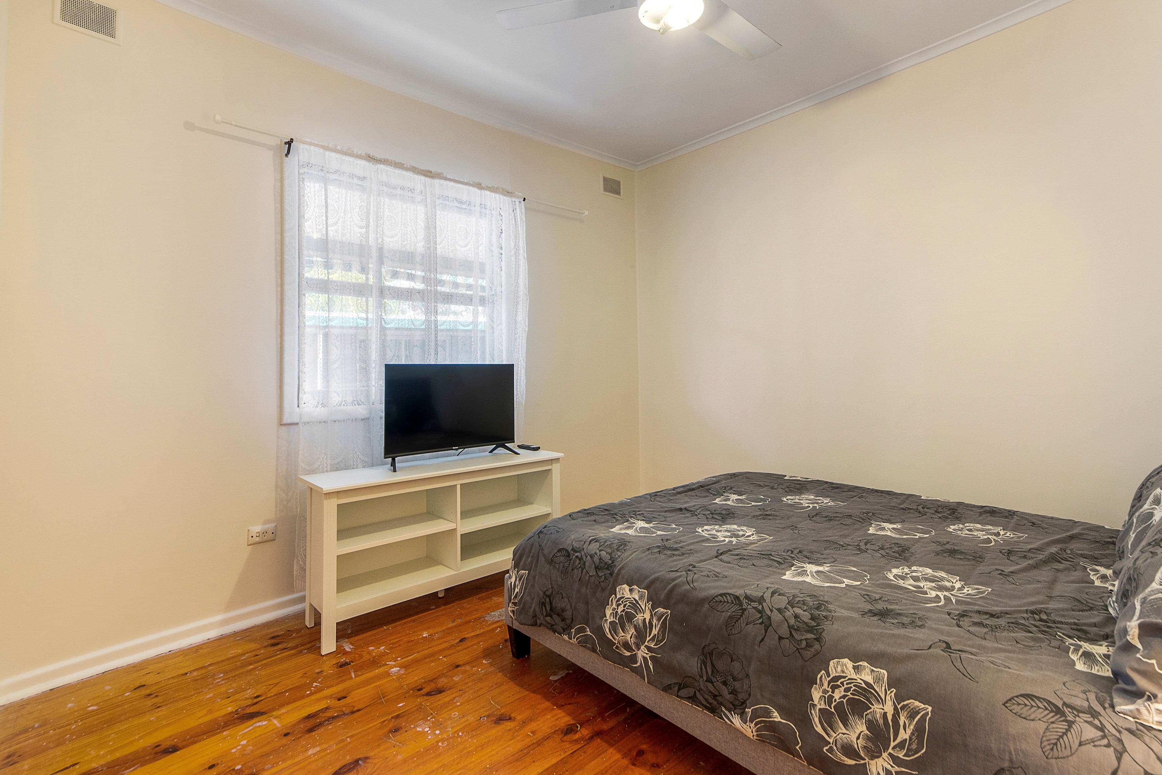 1 Barnes Crescent, Parafield Gardens SA 5107, Parafield Gardens - Thumbnail 8