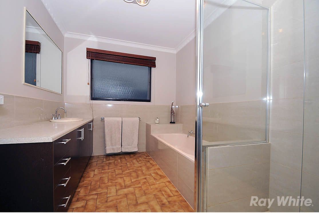 66 Garnett Road, WHEELERS HILL VIC 3150, Wheelers Hill - Thumbnail 6