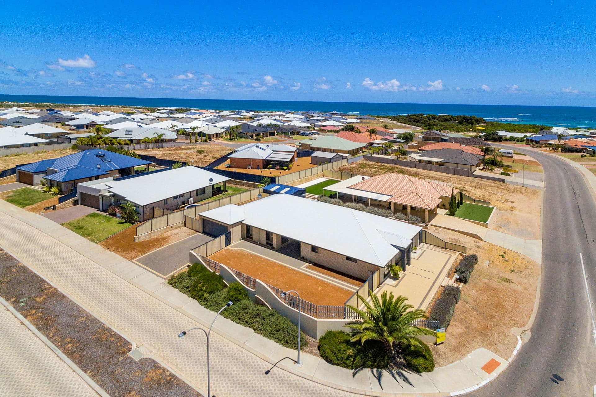 129 Glenfield Beach Drive, Glenfield WA 6532, Glenfield - Thumbnail 3
