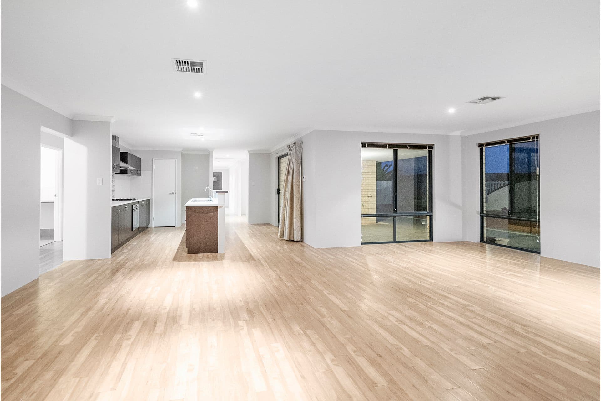 129 Glenfield Beach Drive, Glenfield WA 6532, Glenfield - Thumbnail 5