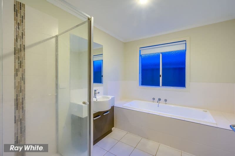 13 Conondale Street, Tarneit VIC 3029, Tarneit - Thumbnail 3