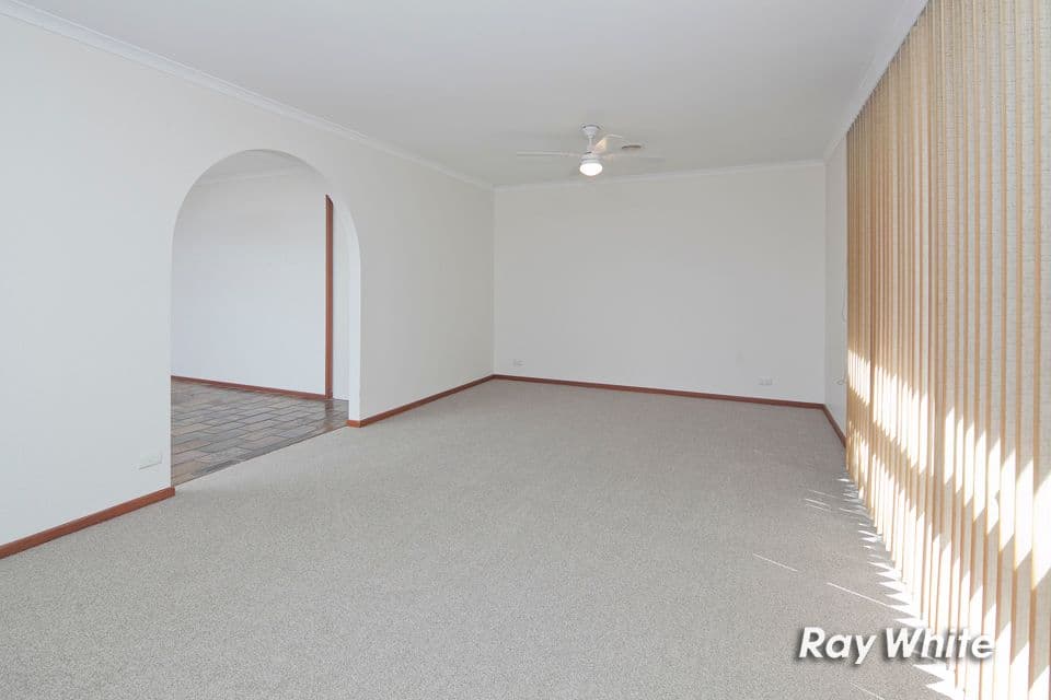 186 Lyrebird Drive, Carrum Downs VIC 3201, Carrum Downs - Thumbnail 3