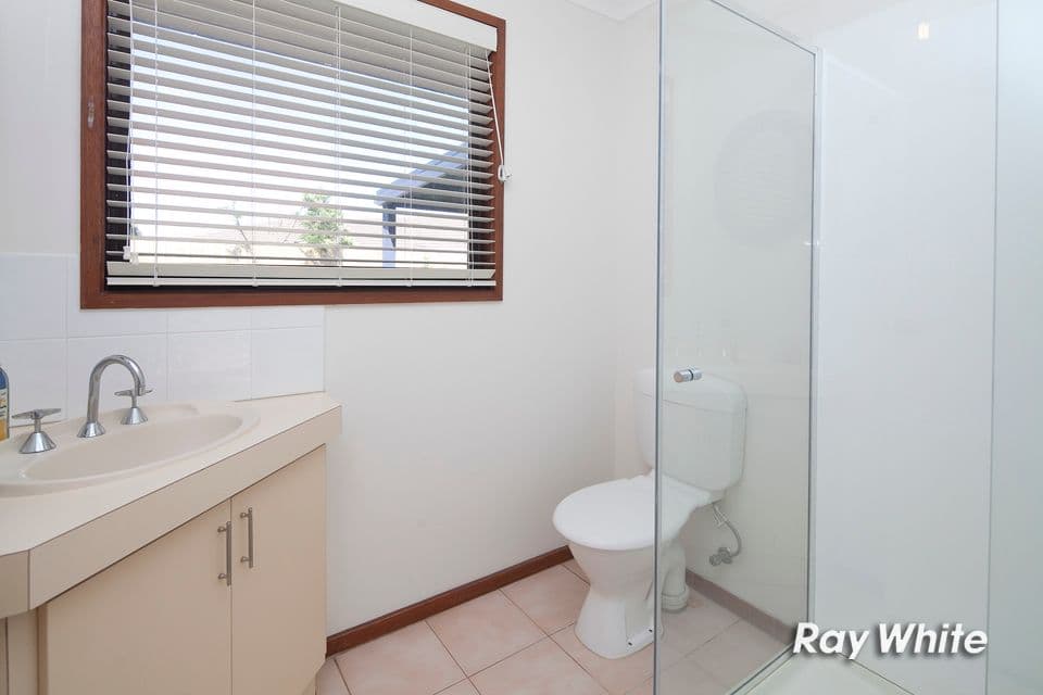 186 Lyrebird Drive, Carrum Downs VIC 3201, Carrum Downs - Thumbnail 7