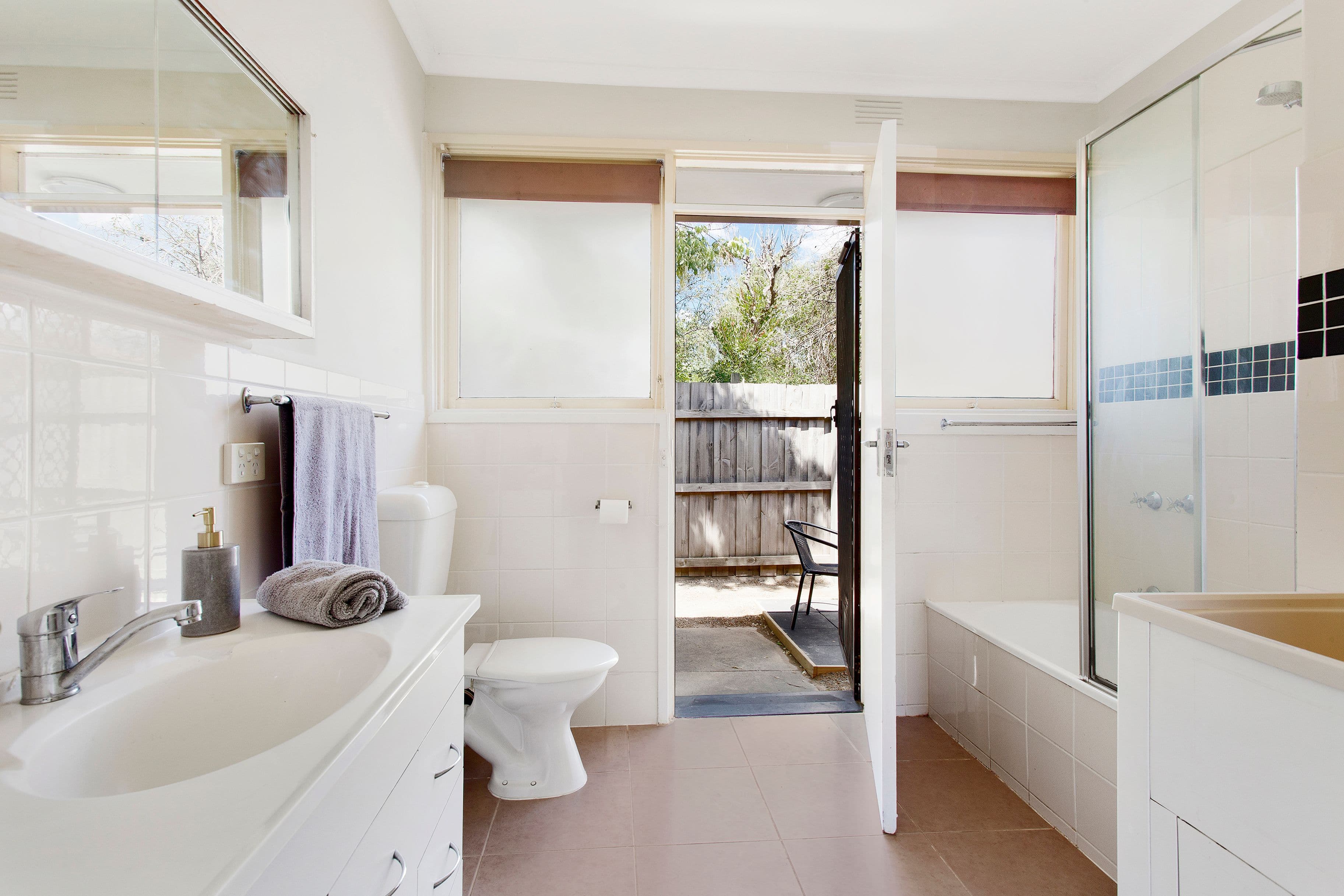 6 Normanby Street, Hughesdale VIC 3166, Hughesdale - Thumbnail 6