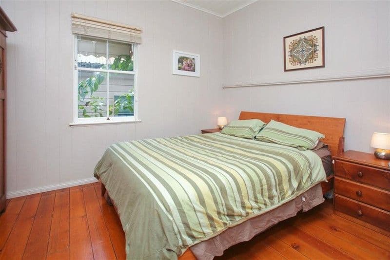 29  Baron Street, GREENSLOPES QLD 4120, Greenslopes - Thumbnail 5