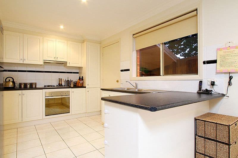 27 McColl Street, RESERVOIR VIC 3073, Reservoir - Thumbnail 5