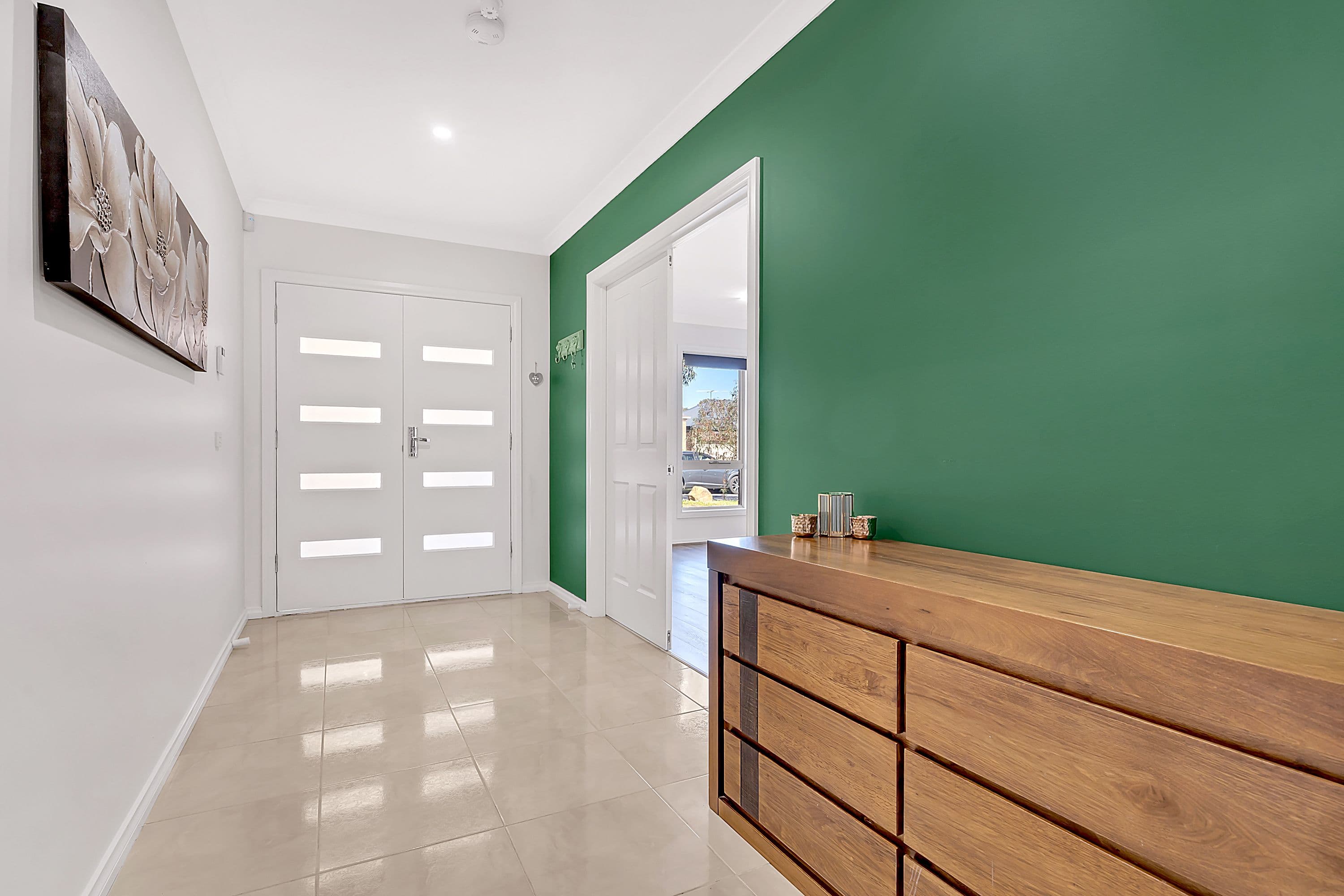 10 Jirrahlinga Terrace, Craigieburn VIC 3064, Craigieburn - Thumbnail 2