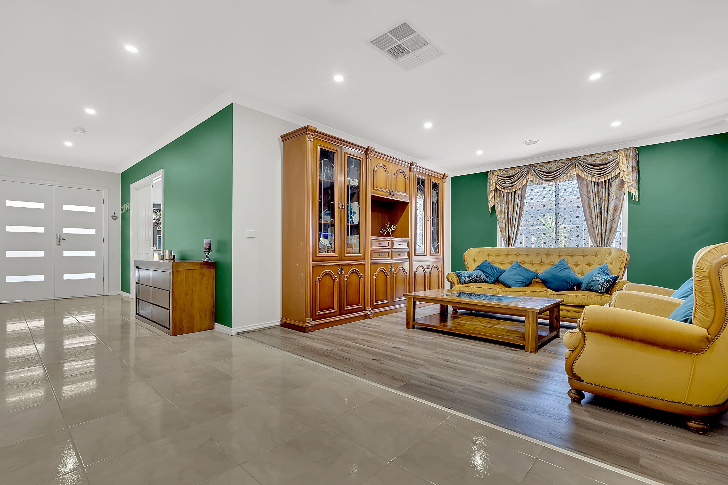 10 Jirrahlinga Terrace, Craigieburn VIC 3064, Craigieburn - Thumbnail 3