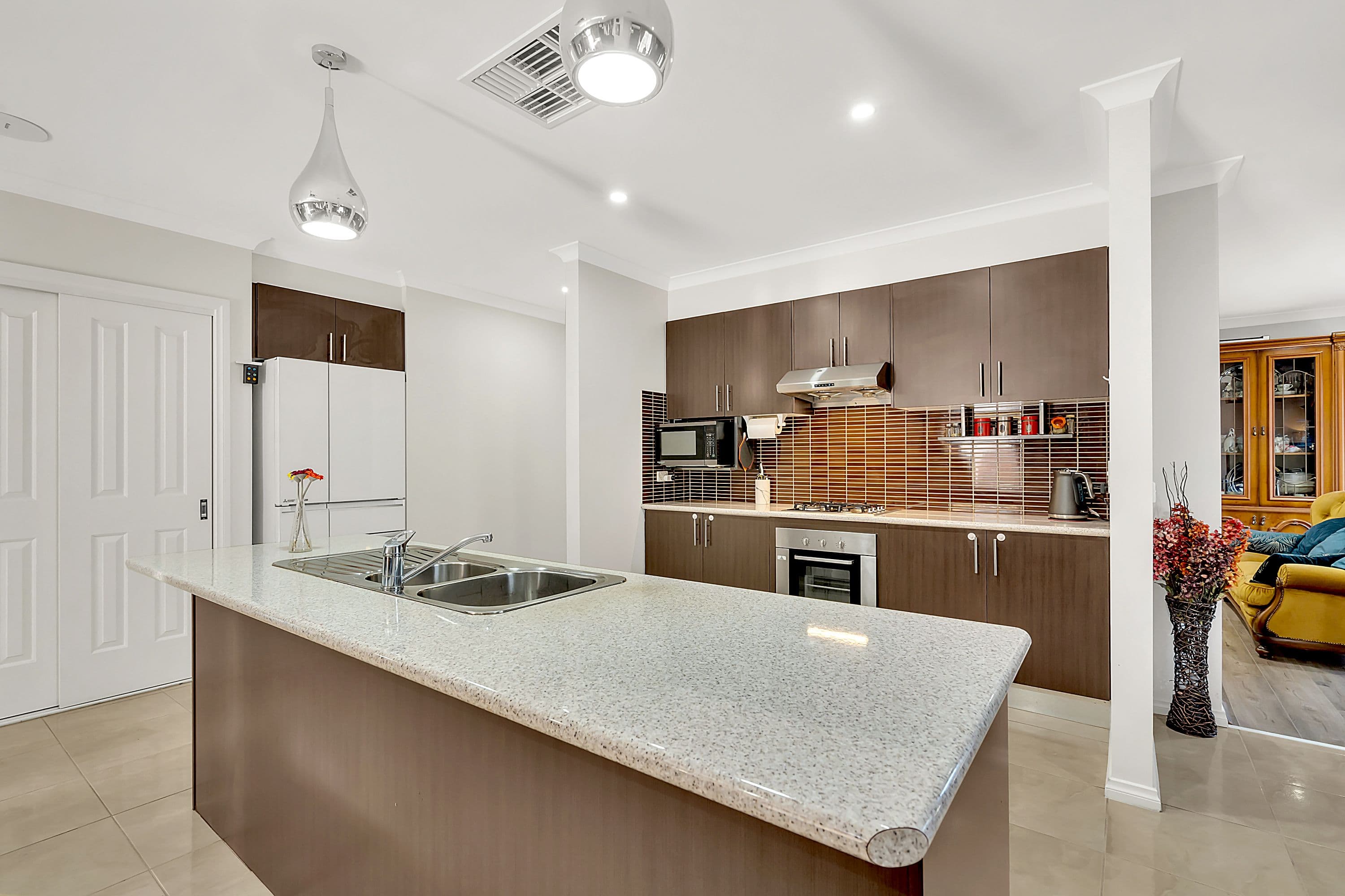 10 Jirrahlinga Terrace, Craigieburn VIC 3064, Craigieburn - Thumbnail 7