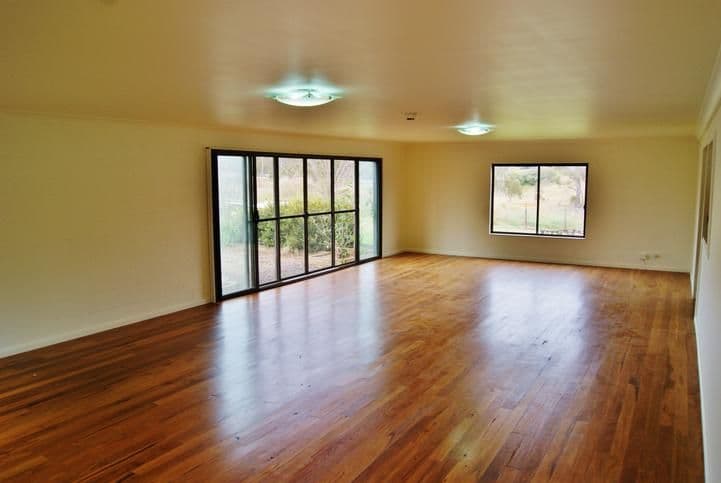 120 Whiteman Avenue, YOUNG NSW 2594, Young - Thumbnail 5